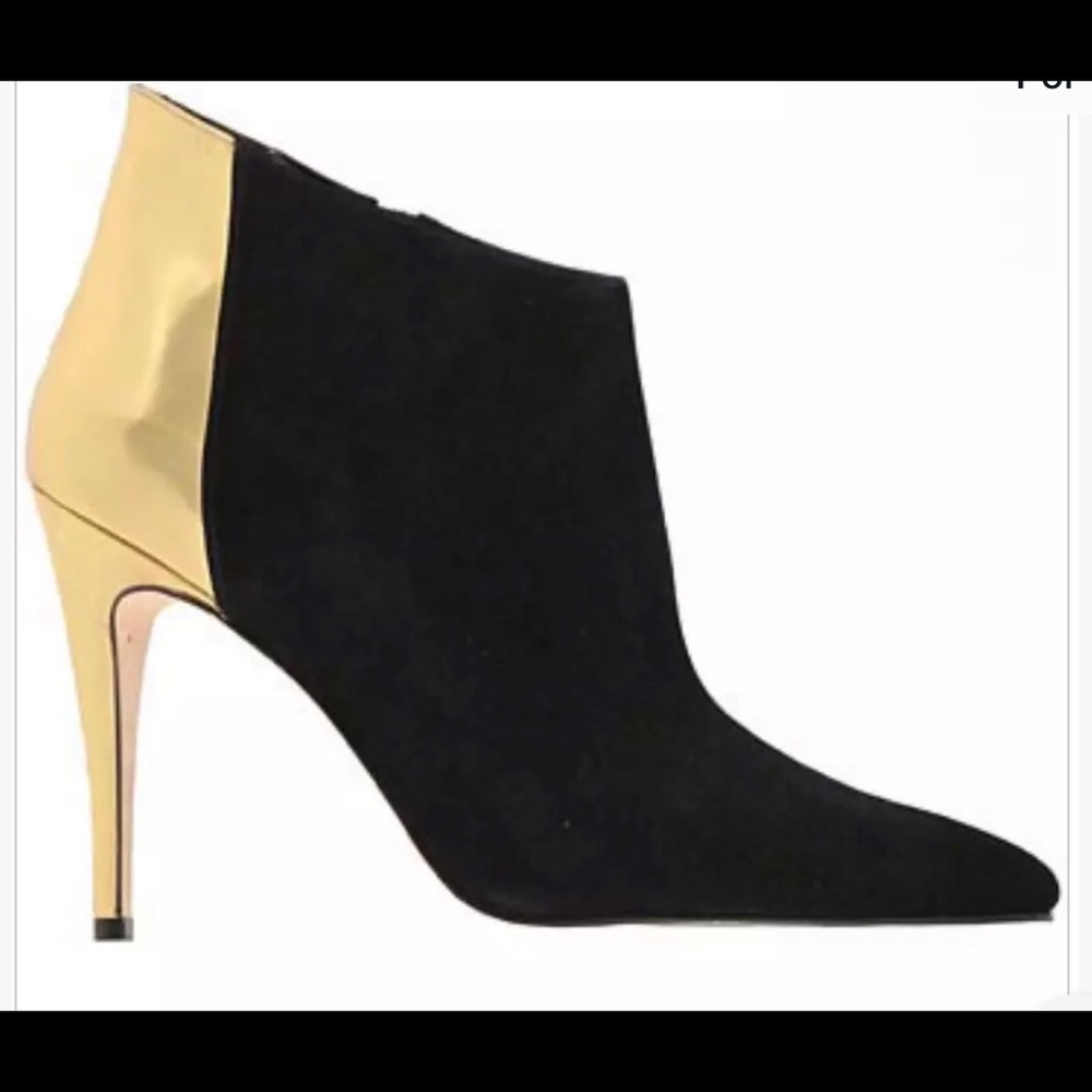 Manolo Blahnik size 37 stiletto boots black/gold